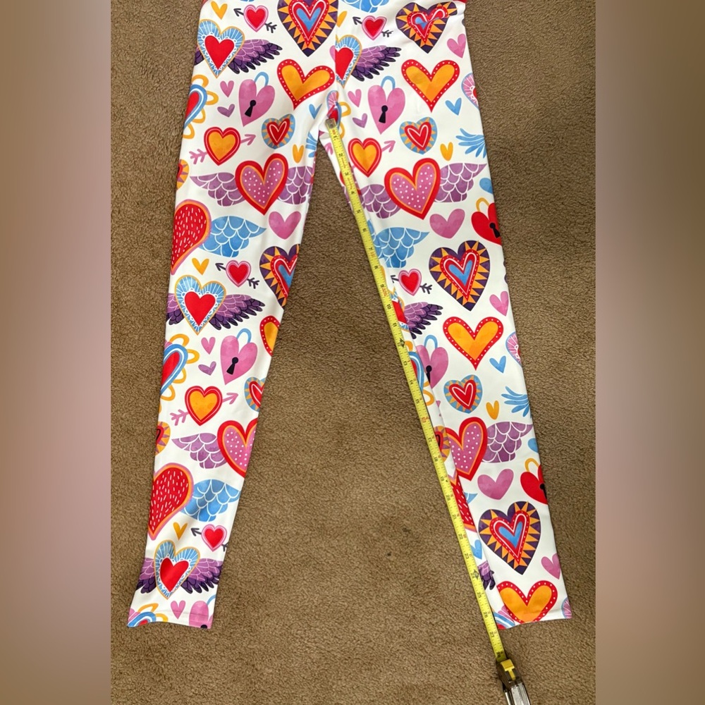 FiercePulse Athletic White & Multi-color Heart Print Workout Leggings Size M - Picture 7 of 8